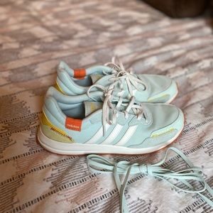 Adidas Retrorun Shoes in Dash Green